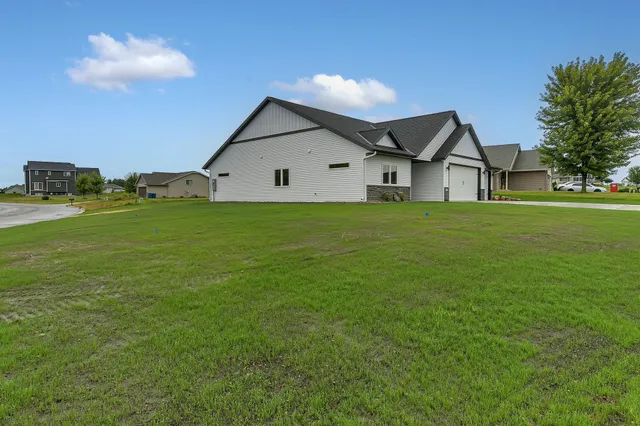 $487,000 | 1303 Iris Lane East, St. Joseph, MN 56374