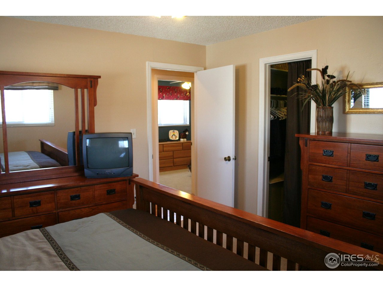 2912 Stanford Road Fort Collins, CO 80525 - Photo 12 of 18 Gallery Image 12