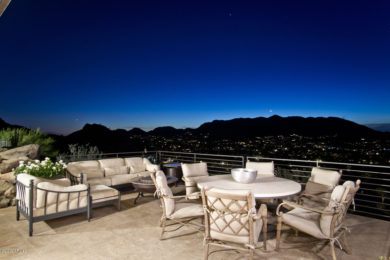 5514 East Roadrunner Road Paradise Valley, AZ 85253 - Photo 5 of 39 Patio Mountain Views