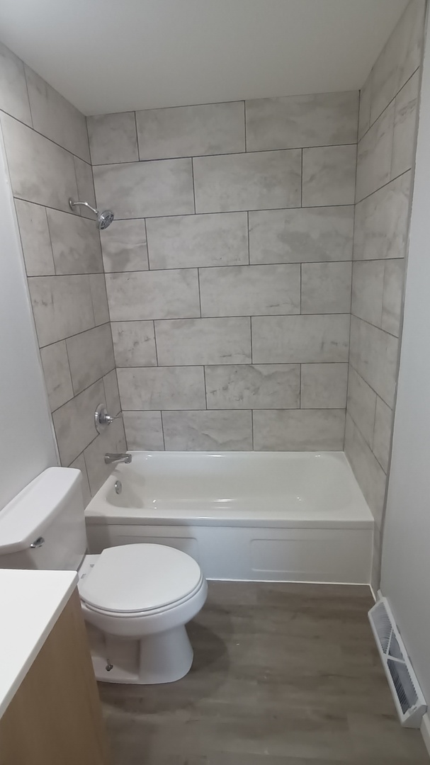1307 Glenwood Road Bloomington, IL 61704 - Photo 13 of 26