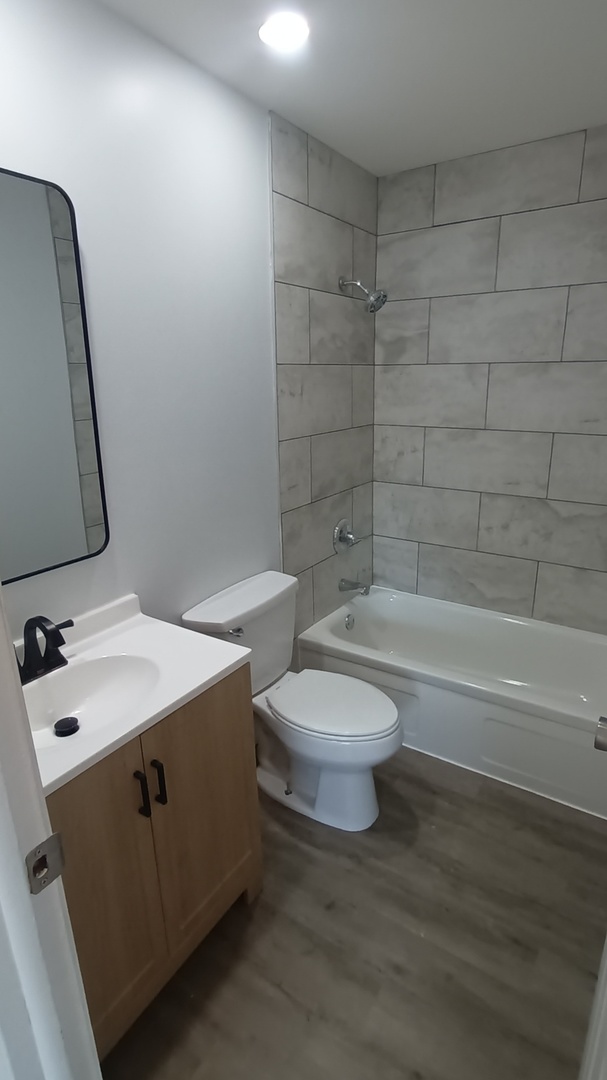 1307 Glenwood Road Bloomington, IL 61704 - Photo 15 of 26