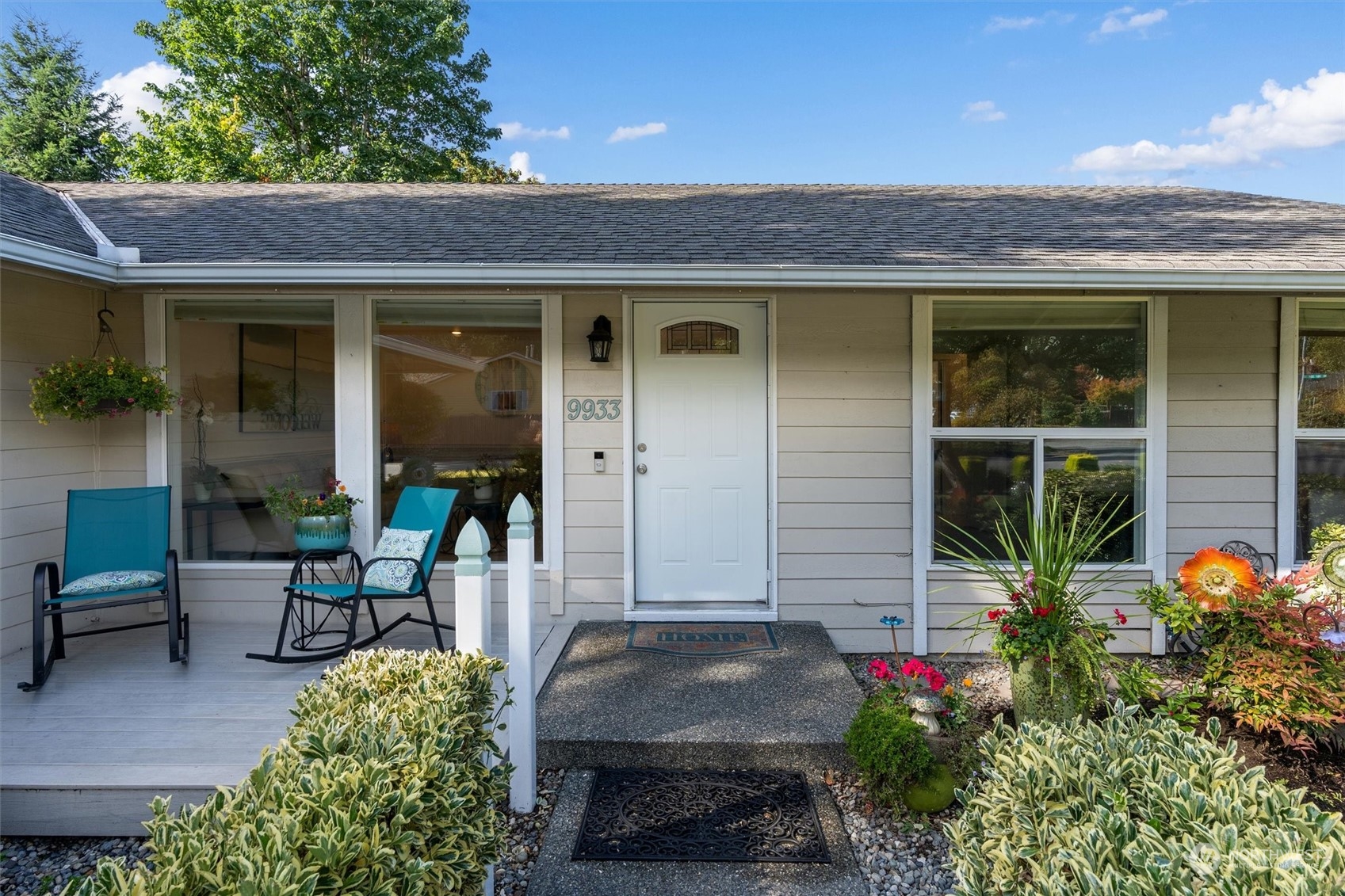 9933 Northeast 204th Place Bothell, WA 98011 - Photo 2 of 40 Gallery Image 2