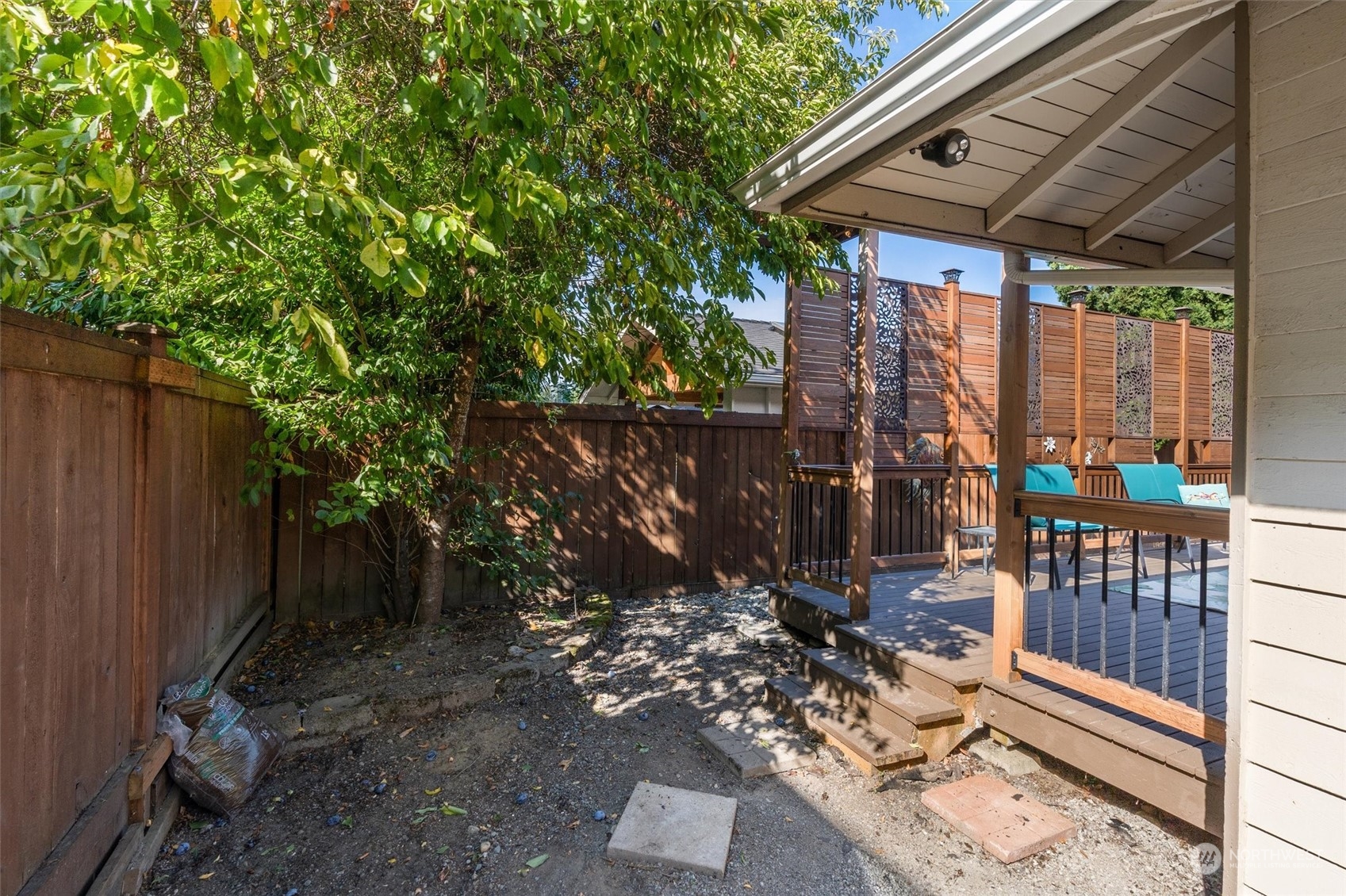 9933 Northeast 204th Place Bothell, WA 98011 - Photo 31 of 40 Gallery Image 31