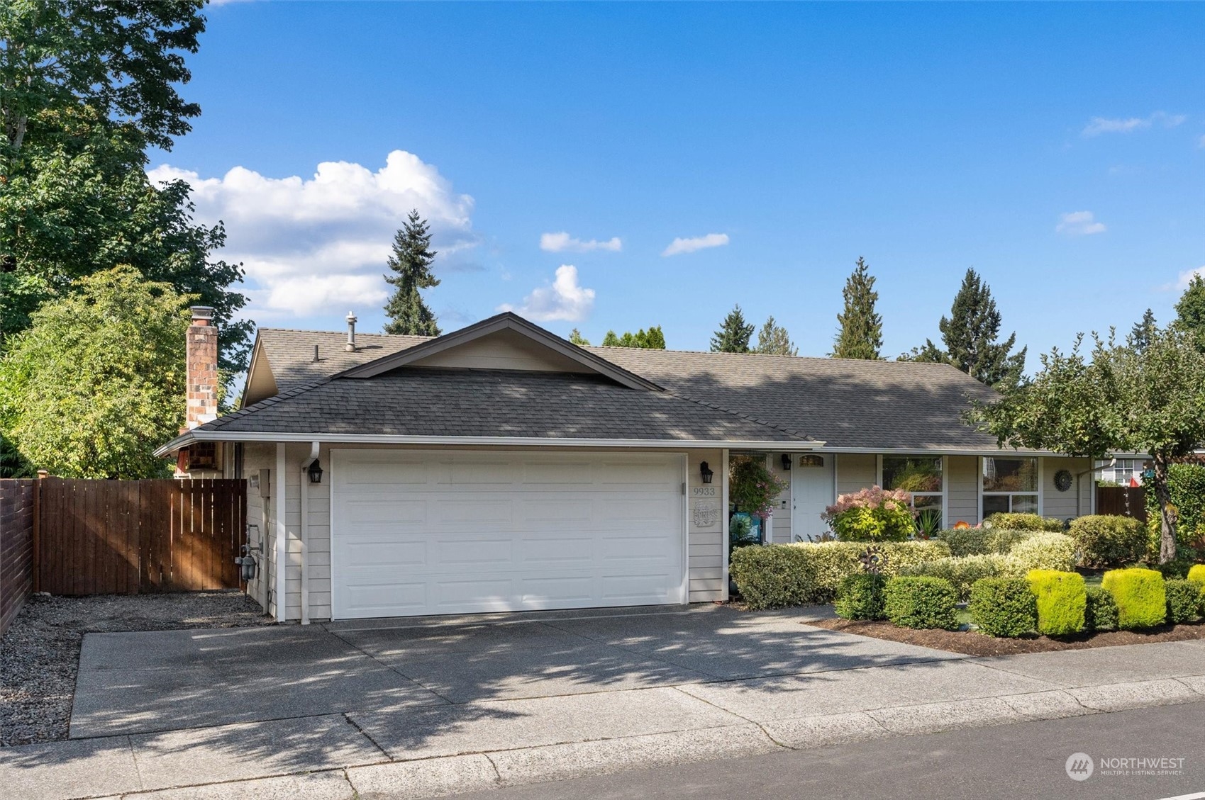 9933 Northeast 204th Place Bothell, WA 98011 - Photo 32 of 40 Gallery Image 32