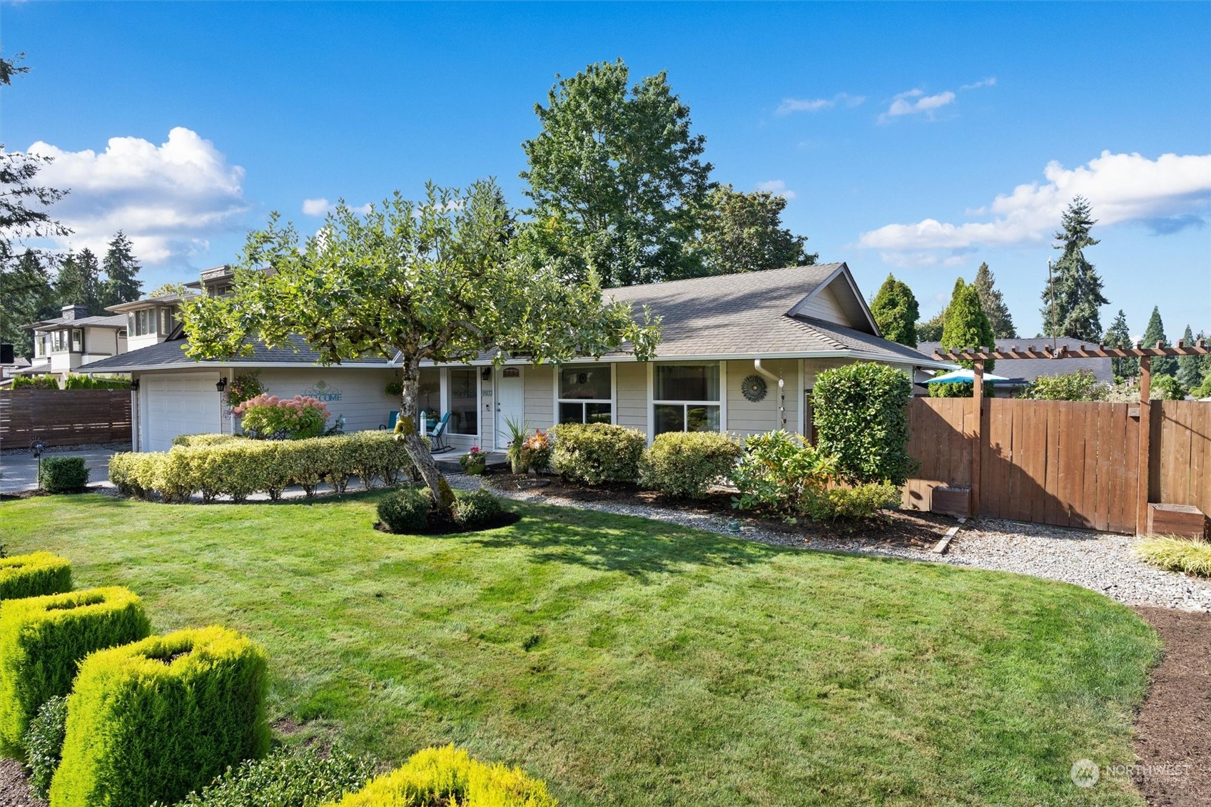 9933 Northeast 204th Place Bothell, WA 98011 - Photo 33 of 40 Gallery Image 33