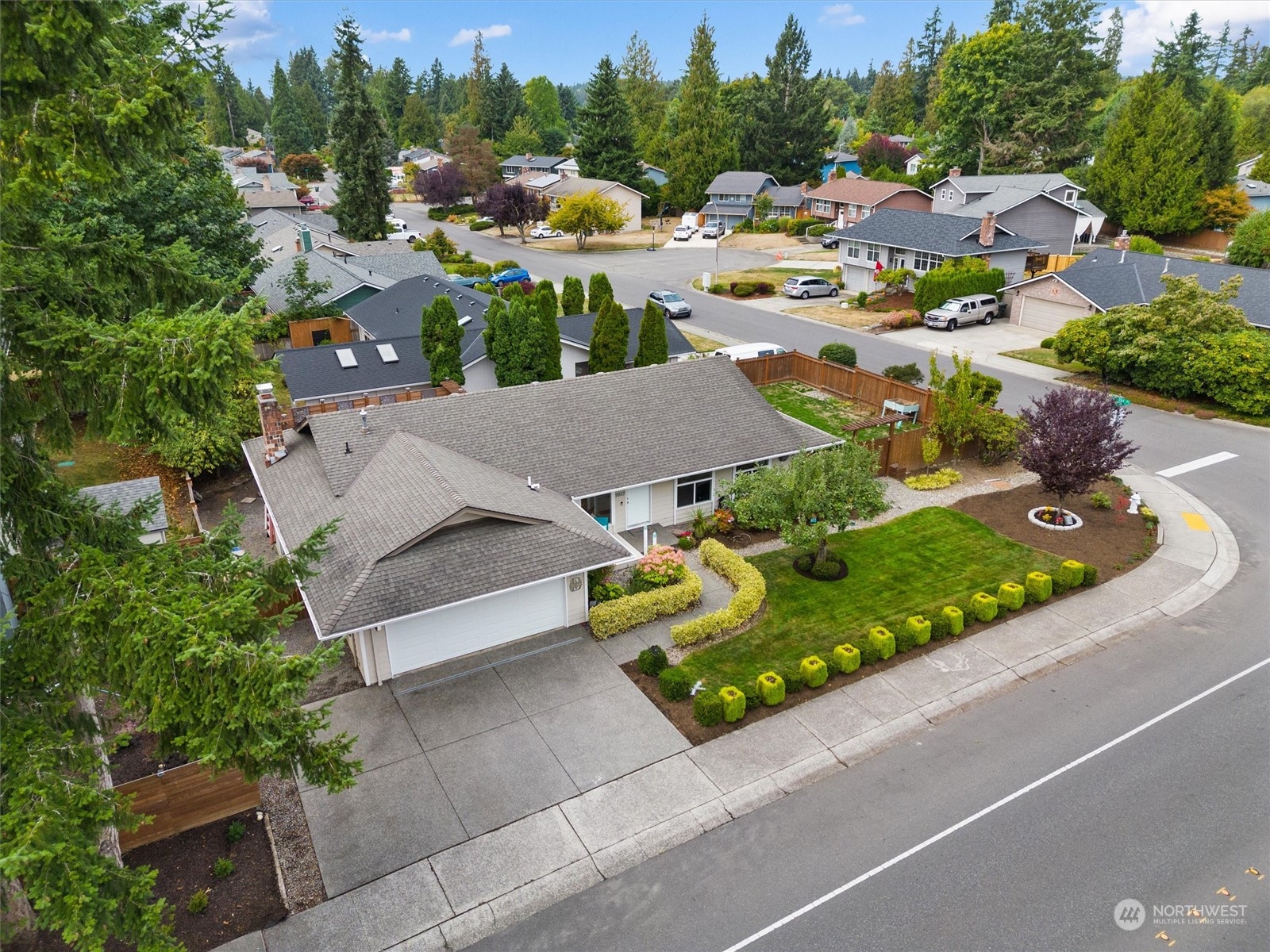 9933 Northeast 204th Place Bothell, WA 98011 - Photo 35 of 40 Gallery Image 35