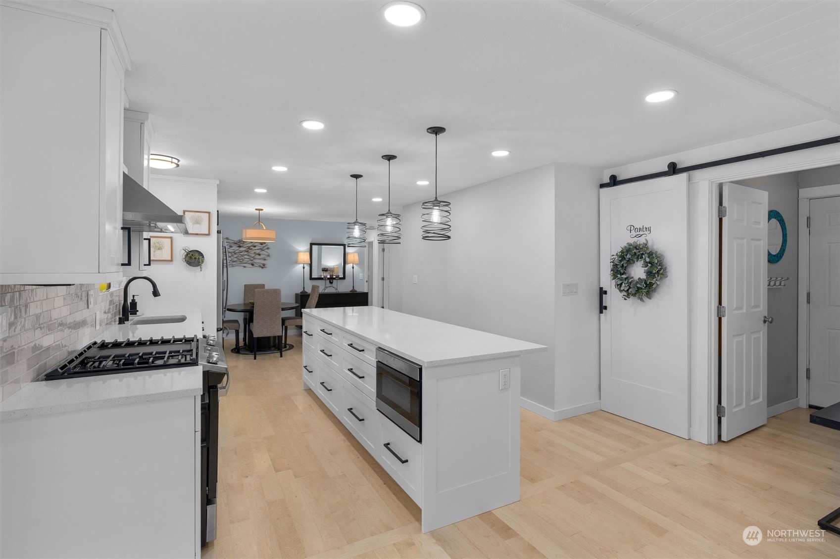 9933 Northeast 204th Place Bothell, WA 98011 - Photo 5 of 40 Gallery Image 5