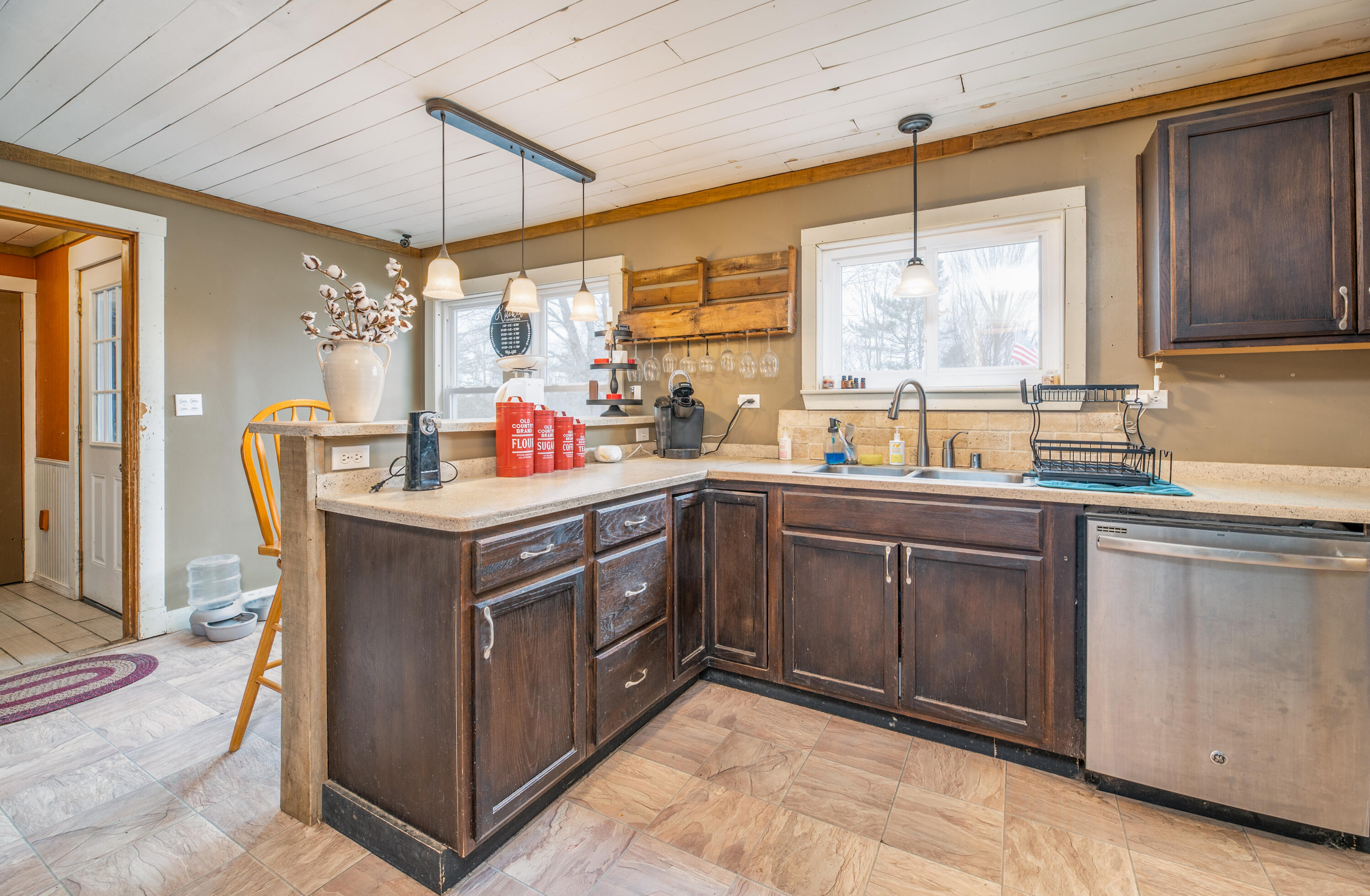 338 Kennebec Road Hampden, ME 04444 - Photo 7 of 31 Interior10