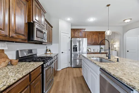 $465,000 | 101 Cole Court, Argyle, TX 76226