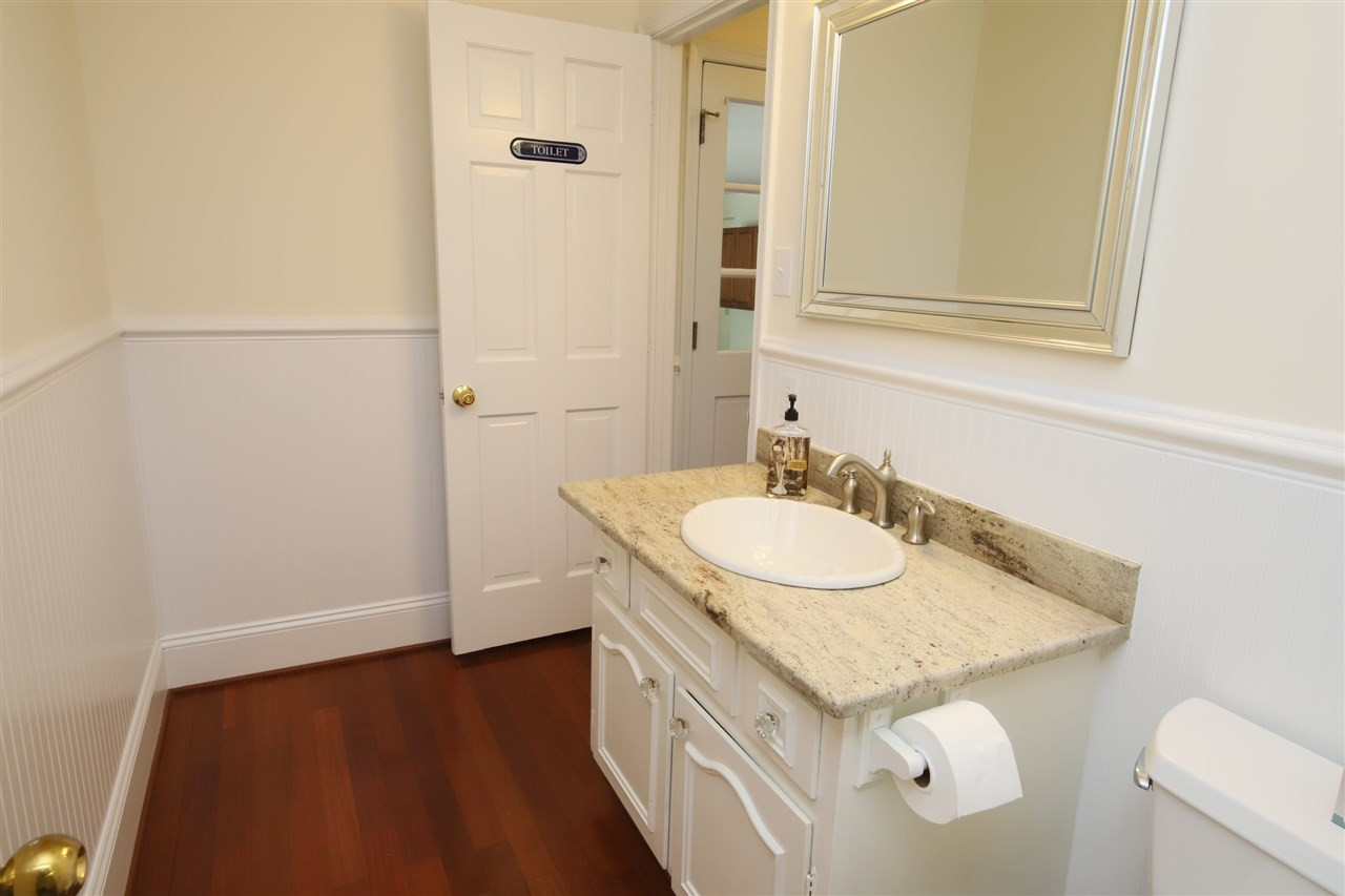 204 Dunstable Court Raleigh, NC 27614 - Photo 21 of 30 half bath