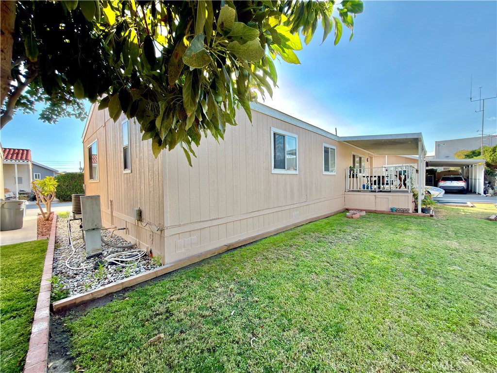 28 Walnut, Unit 28 Anaheim, CA 92801 - Photo 4 of 22