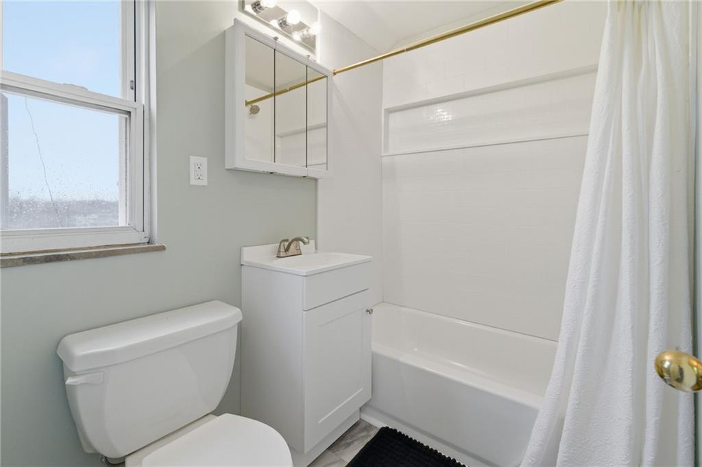 890 Rolling Rock Road Pittsburgh, PA 15234 - Photo 18 of 22 Gallery Image 18