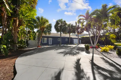 $1,595,000 | 930 Northwest 4th Court, Boca Raton, FL 33432
