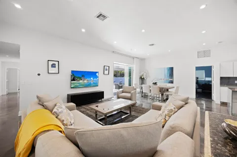 $1,595,000 | 930 Northwest 4th Court, Boca Raton, FL 33432