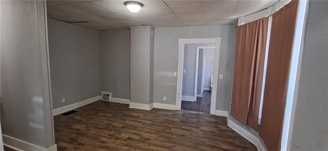 $1,200 | 2416 Jules Street, St. Joseph, MO 64501