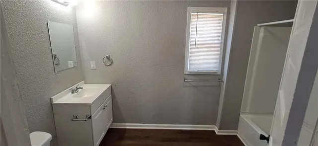 $1,200 | 2416 Jules Street, St. Joseph, MO 64501