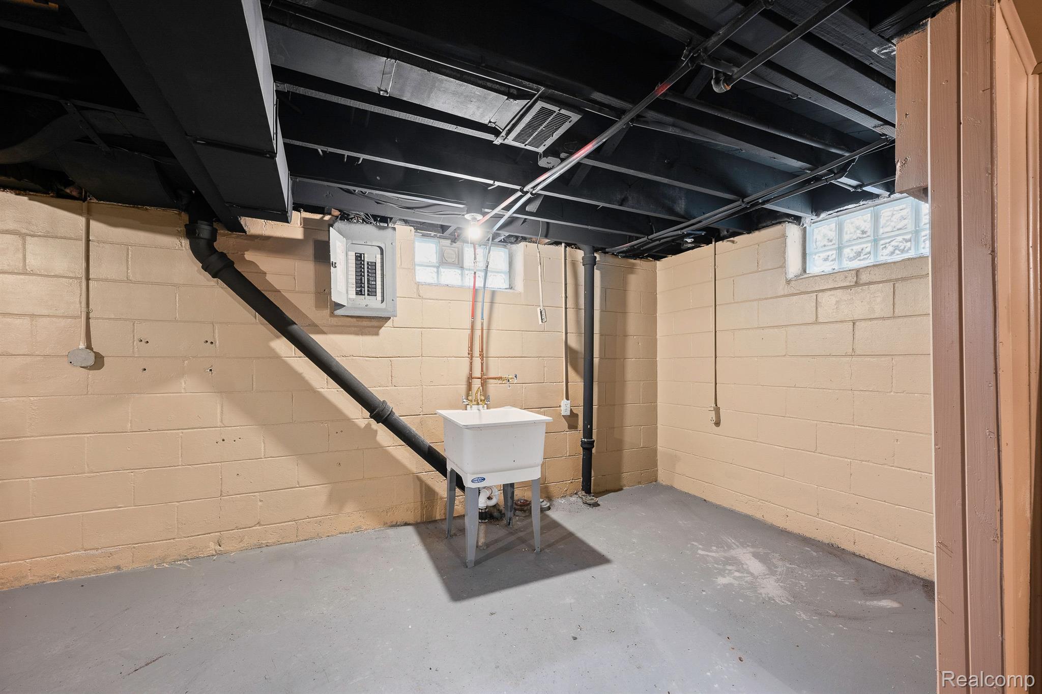 10474 Balfour Road Detroit, MI 48224 - Photo 29 of 33 Gallery Image 29