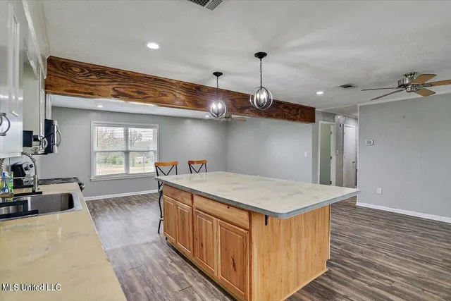 $220,000 | 1154 Walker Road, Terry, MS 39170