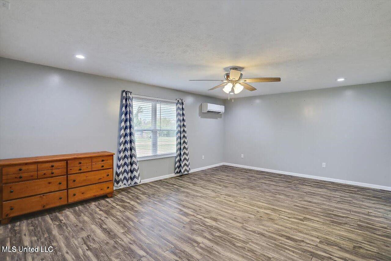 1154 Walker Road Terry, MS 39170 - Photo 17 of 30 image