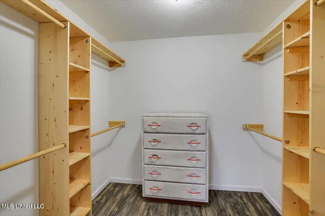 $220,000 | 1154 Walker Road, Terry, MS 39170