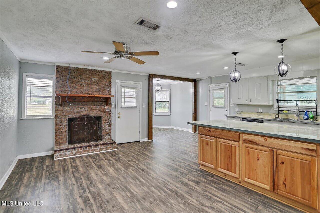 1154 Walker Road Terry, MS 39170 - Photo 6 of 30 image