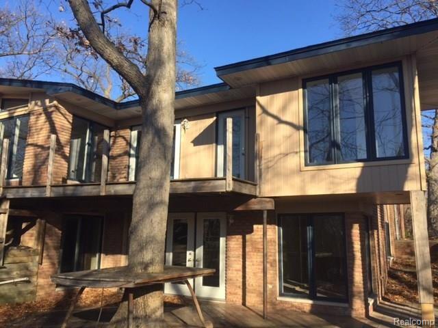 1327 Lone Pine Road Bloomfield Hills, MI 48302 - Photo 2 of 2