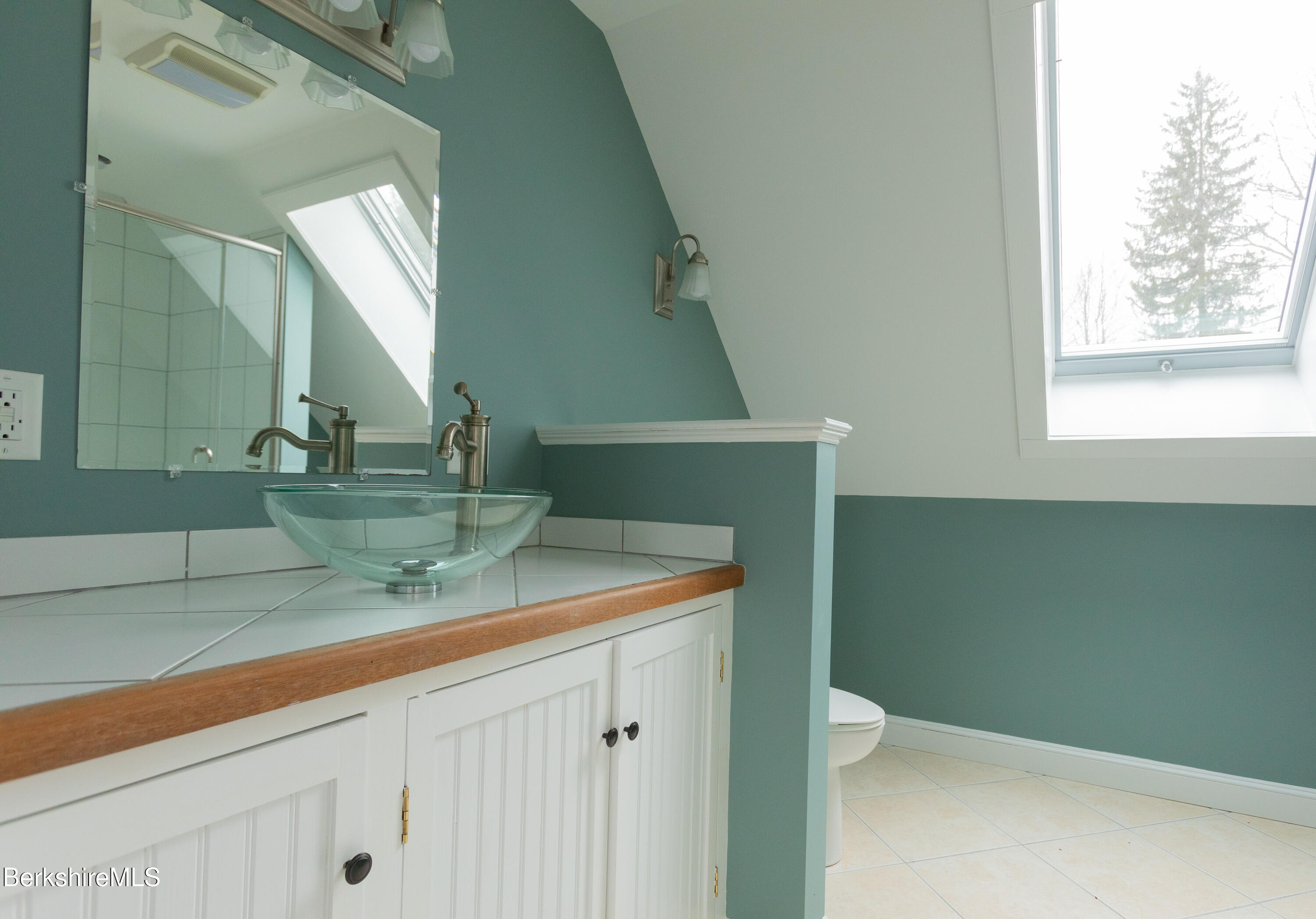 797 State Road Richmond, MA 01254 - Photo 25 of 65 Bath 2