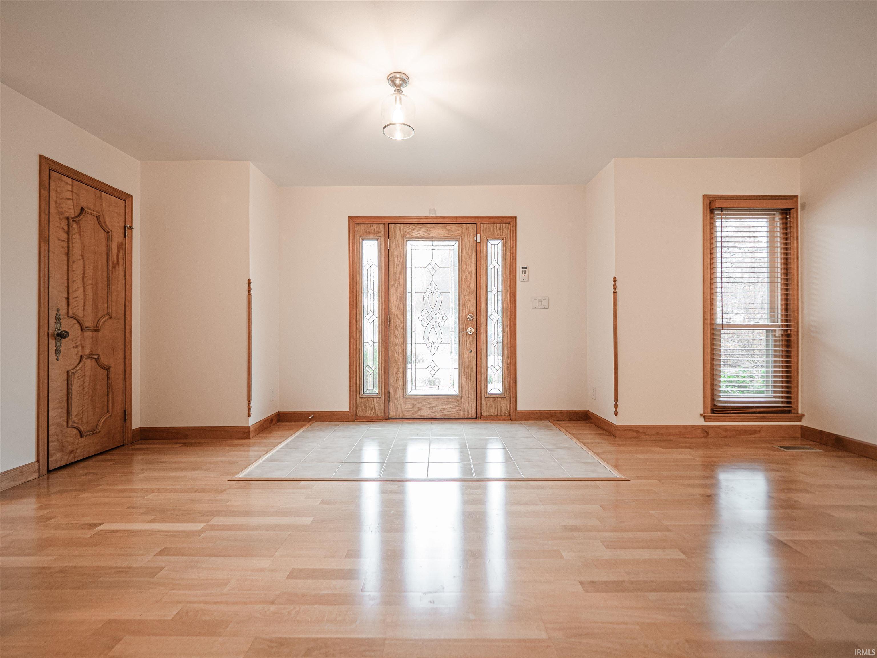 1633 Old Plank Road Newburgh, IN 47630 - Photo 7 of 36