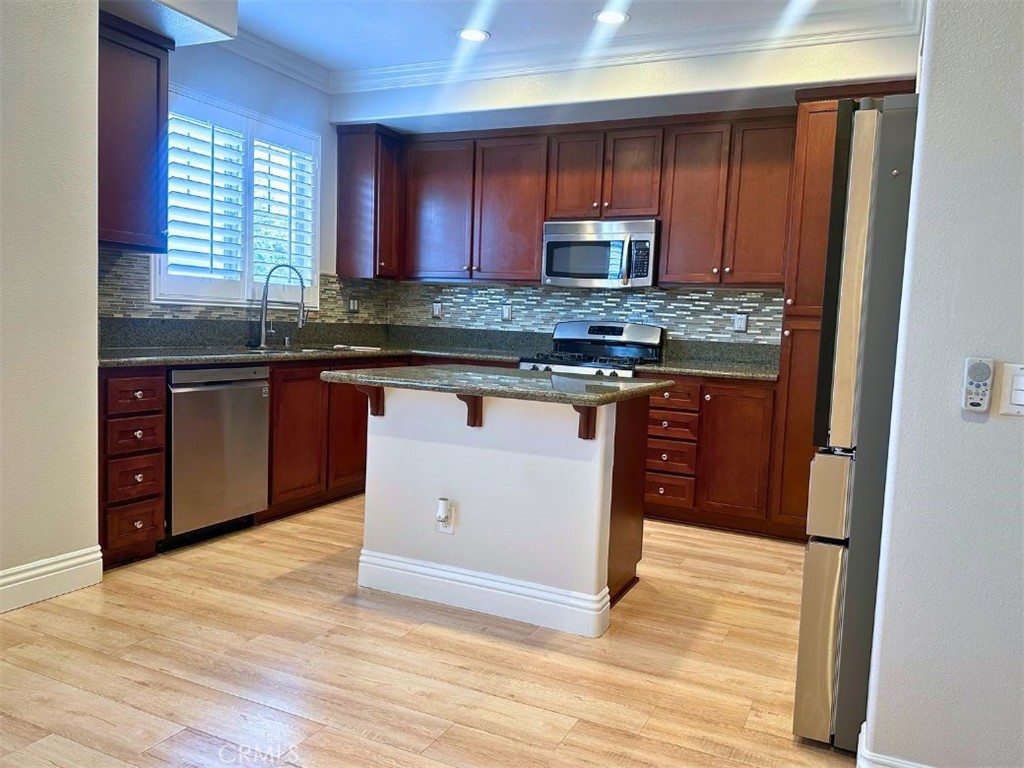 7665 Creole Place, Unit 3 Rancho Cucamonga, CA 91739 - Photo 2 of 9 Kitchen
