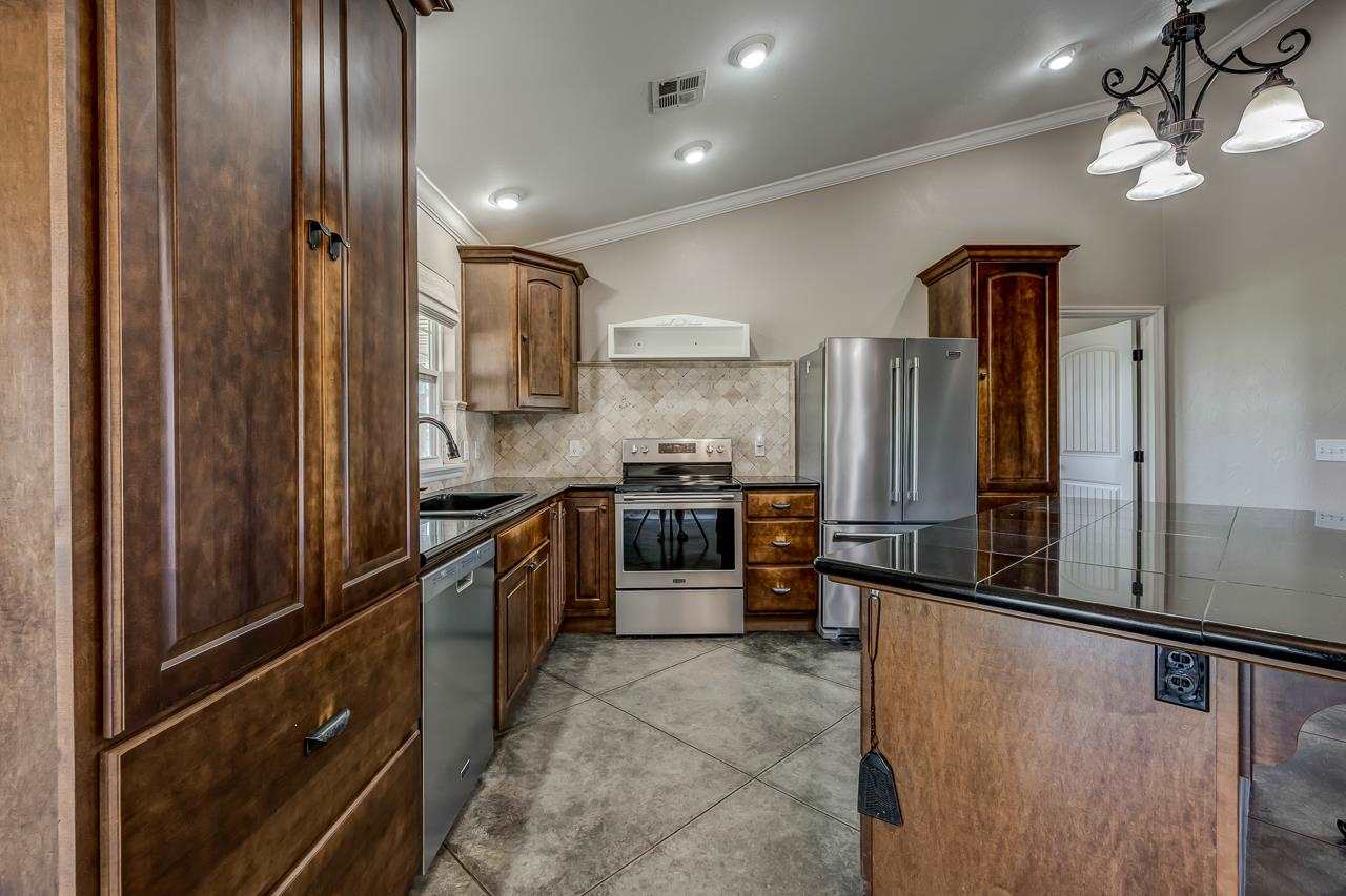5303 North Rose Road Glencoe, OK 74032 - Photo 5 of 49 Gallery Image 5