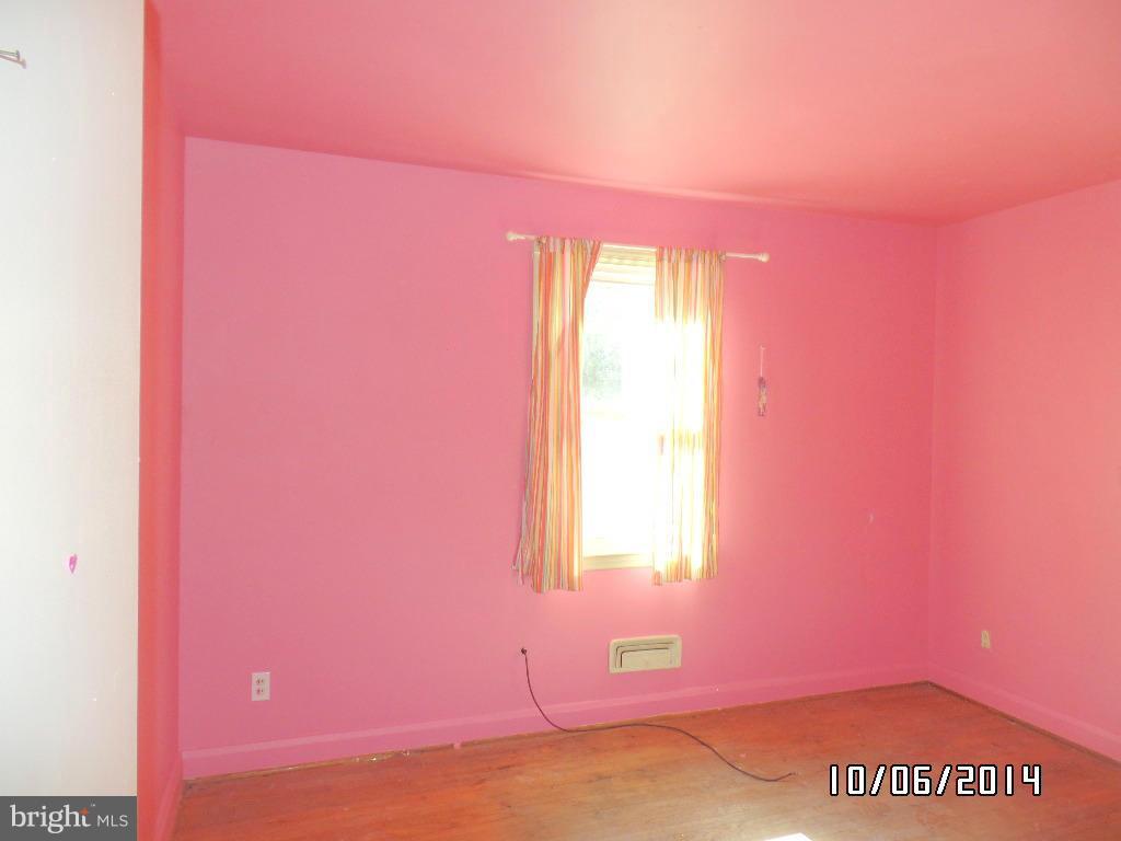 3626 Lockwood Road Baltimore, MD 21207 - Photo 7 of 14 Bedroom