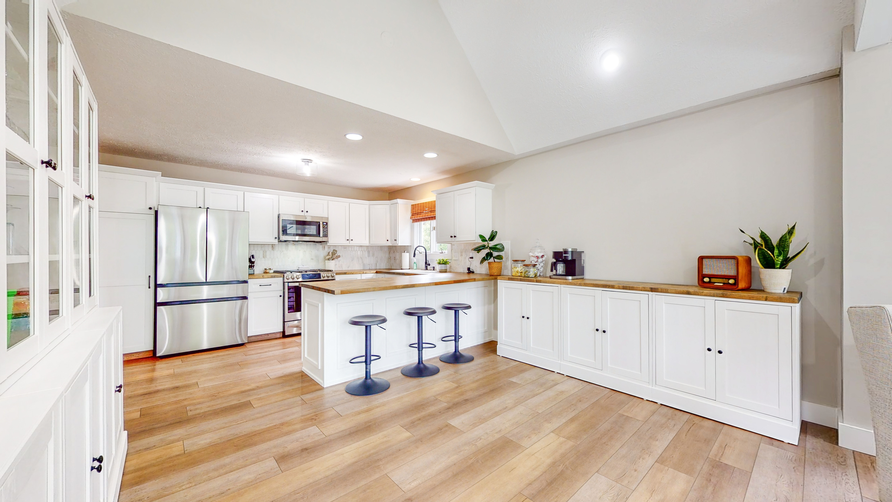 4429 Moss Ridge Lane Indianapolis, IN 46237 - Photo 15 of 66