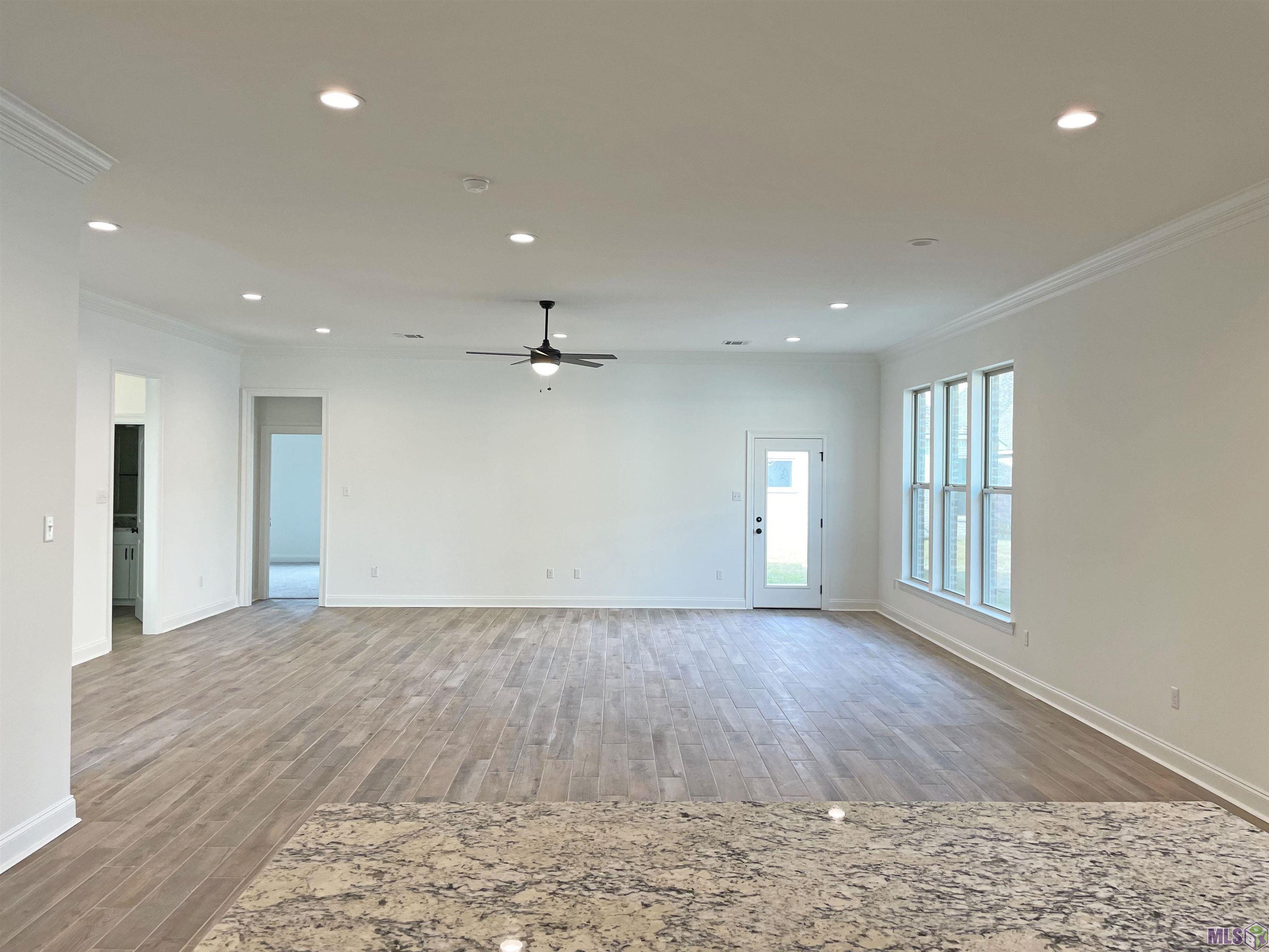 449 Rue Des Affaires Houma, LA 70364 - Photo 4 of 8