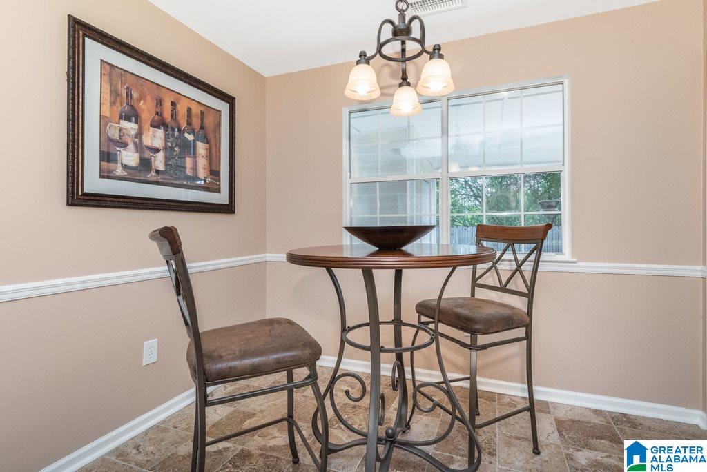 205 Park Pl Way Alabaster, AL 35007 - Photo 8 of 25