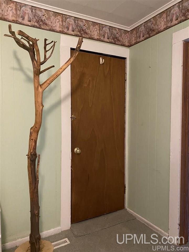 649 Lower Pine Street Ishpeming, MI 49849 - Photo 12 of 18 Gallery Image 12