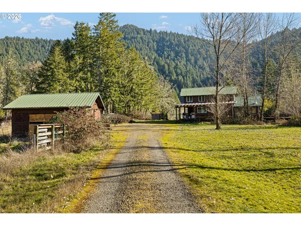 $2,000,000 | 80181 Lost Creek Road, Dexter, OR 97431