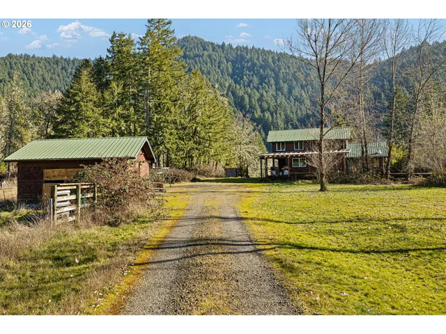 $2,300,000 | 80181 Lost Creek Road, Dexter, OR 97431