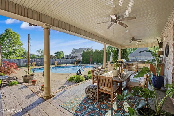 $799,900 | 29 Nottingham Drive, Jackson, TN 38305