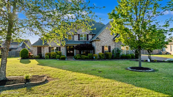 $799,900 | 29 Nottingham Drive, Jackson, TN 38305