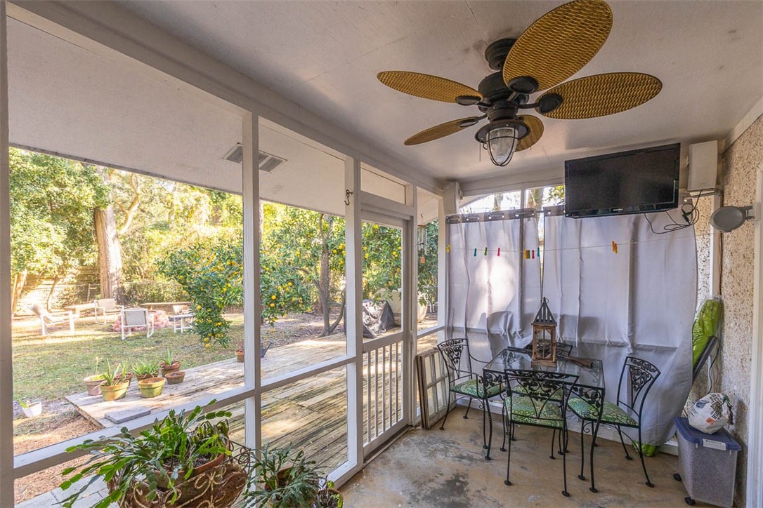 301 Bloody Marsh Road St. Simons Island, GA 31522 - Photo 5 of 30