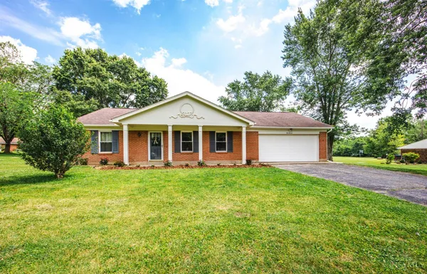 $299,000 | 111 Beechpoint Drive, Oxford, OH 45056