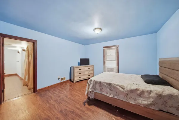 $150,000 | 826 Carl Breeding Way, Jackson, MI 49203