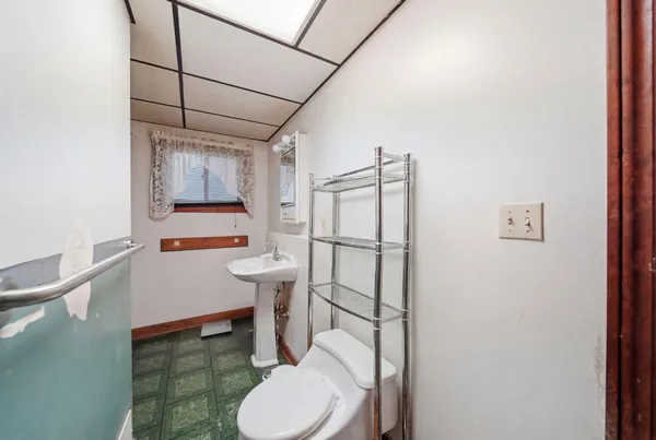 $150,000 | 826 Carl Breeding Way, Jackson, MI 49203