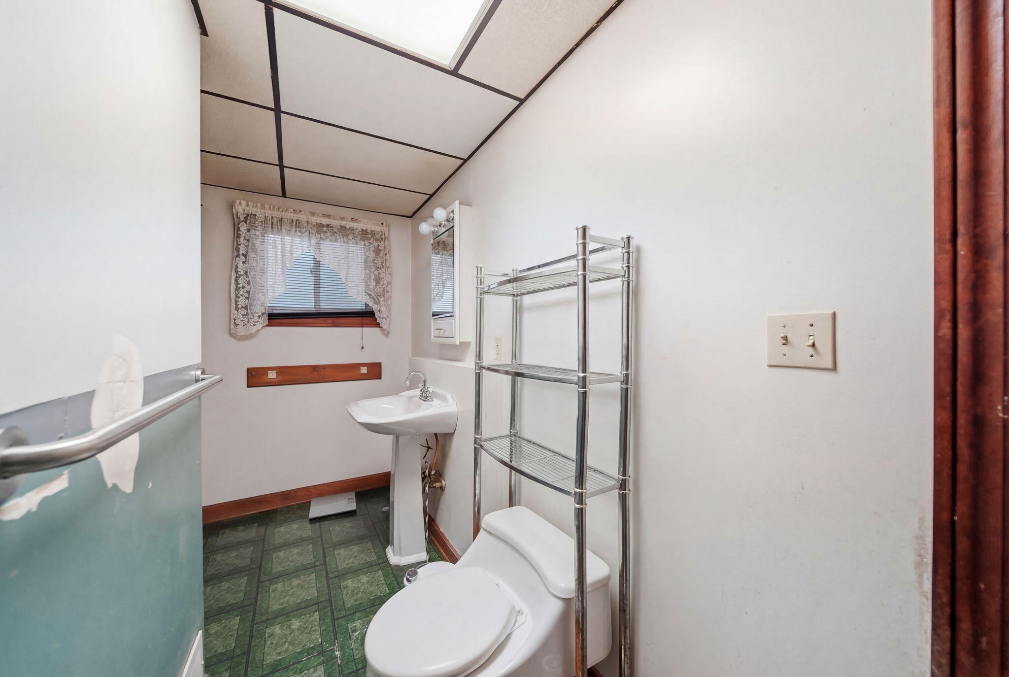 826 Carl Breeding Way Jackson, MI 49203 - Photo 20 of 26 15-web-or-mls-DSC08220