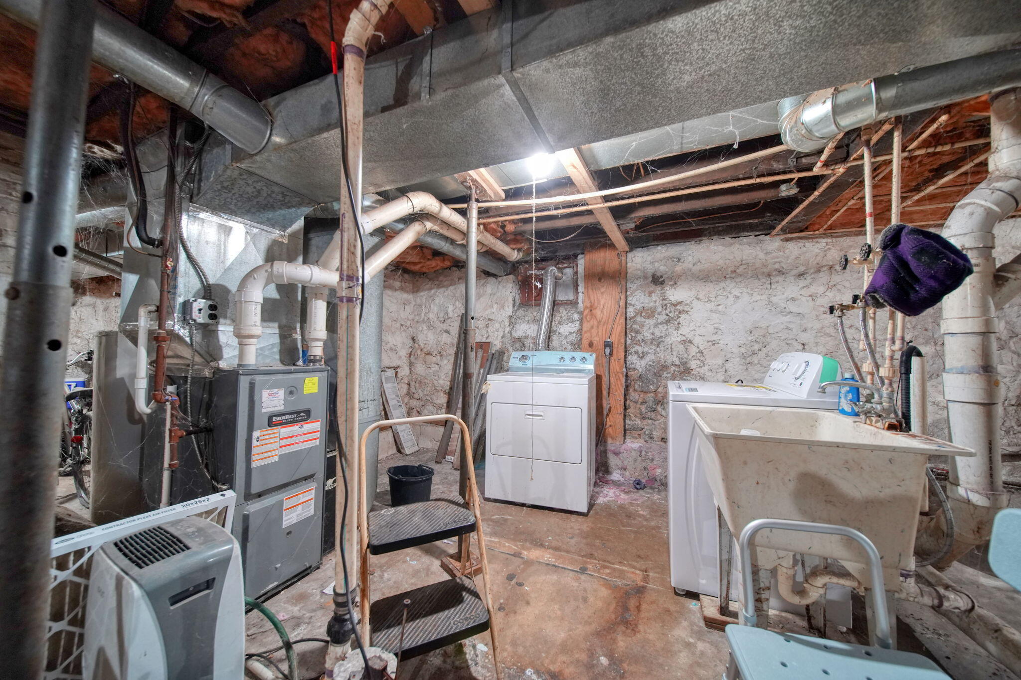 826 Carl Breeding Way Jackson, MI 49203 - Photo 21 of 26 23-web-or-mls-DSC08227_HDR