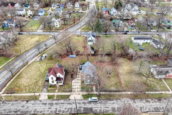 $150,000 | 826 Carl Breeding Way, Jackson, MI 49203