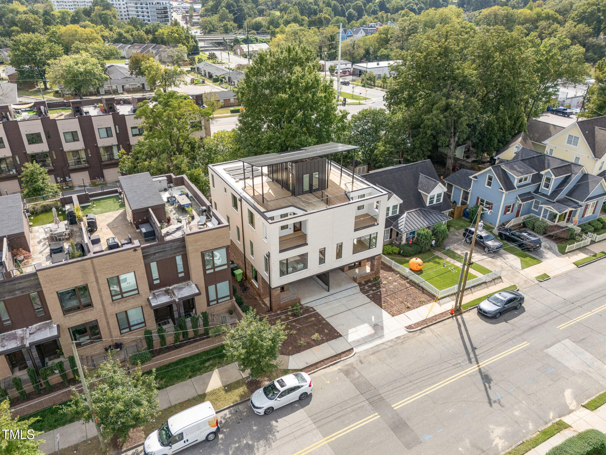 515 West Lenoir Street, Unit 102 Raleigh, NC 27601 - Photo 47 of 50 043_dji_20241004145507_0059_d-edit-edit