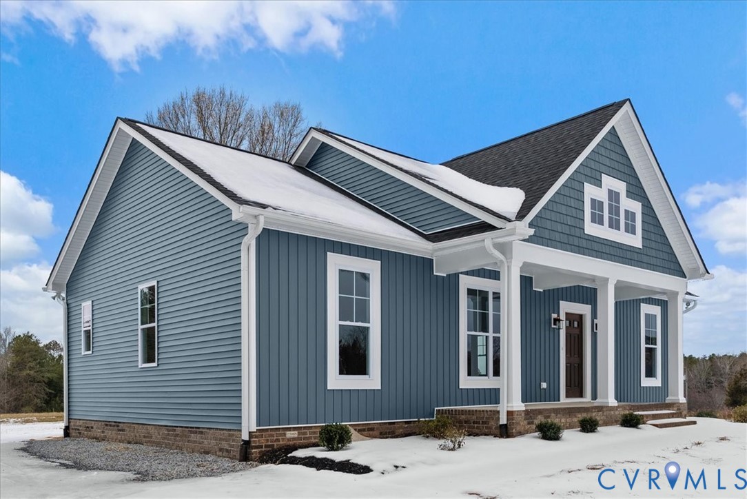 2229 North Terry's Bridge Road Halifax, VA 24558 - Photo 11 of 42 a front view of a house