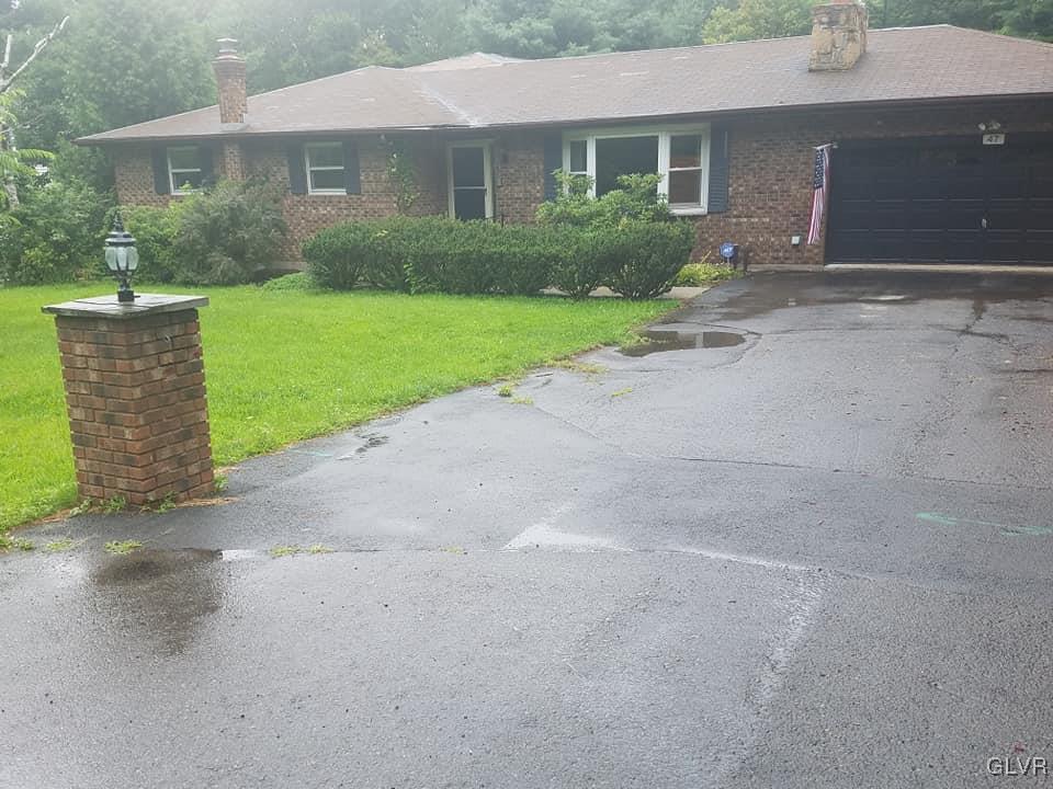 47 Seneca Road Mount Pocono, PA 18344 - Photo 1 of 22