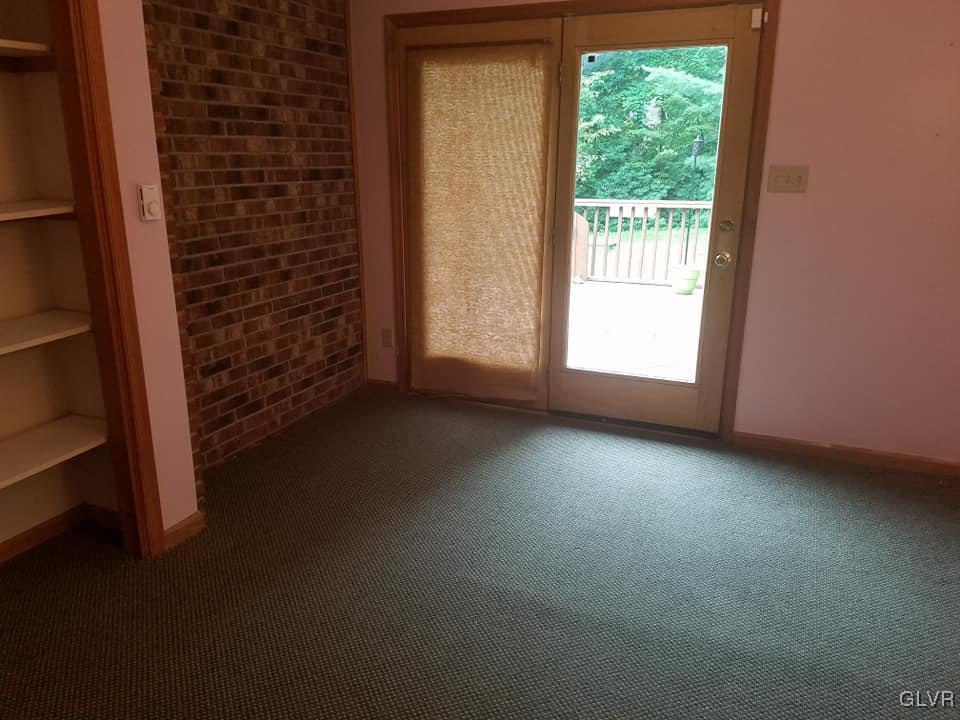 47 Seneca Road Mount Pocono, PA 18344 - Photo 18 of 22